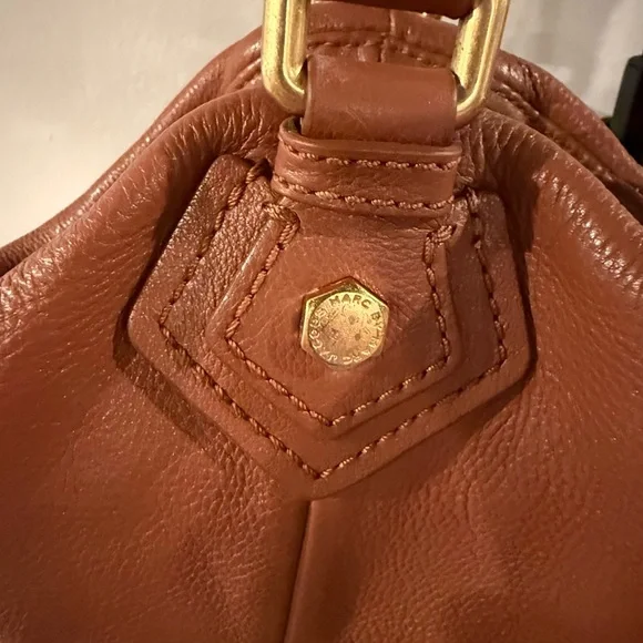 Marc by Marc Jacobs Classic Q Francesca brown leather tote handbag - Picture 6 of 11